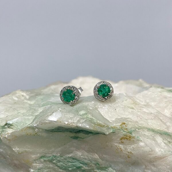 orecchini con smeraldo e diamanti
