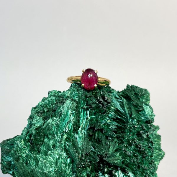 Anello in oro giallo 18KT con Tormalina Rubellite