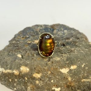 Anello con agata di fuoco