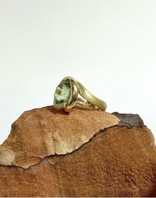 anello con tormalina verde
